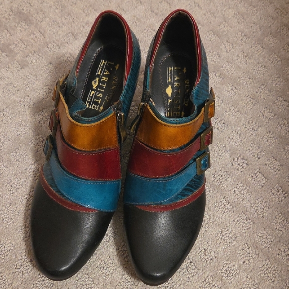 L'ARTISTE SpringStep Leather Booties 9 - Picture 2 of 8